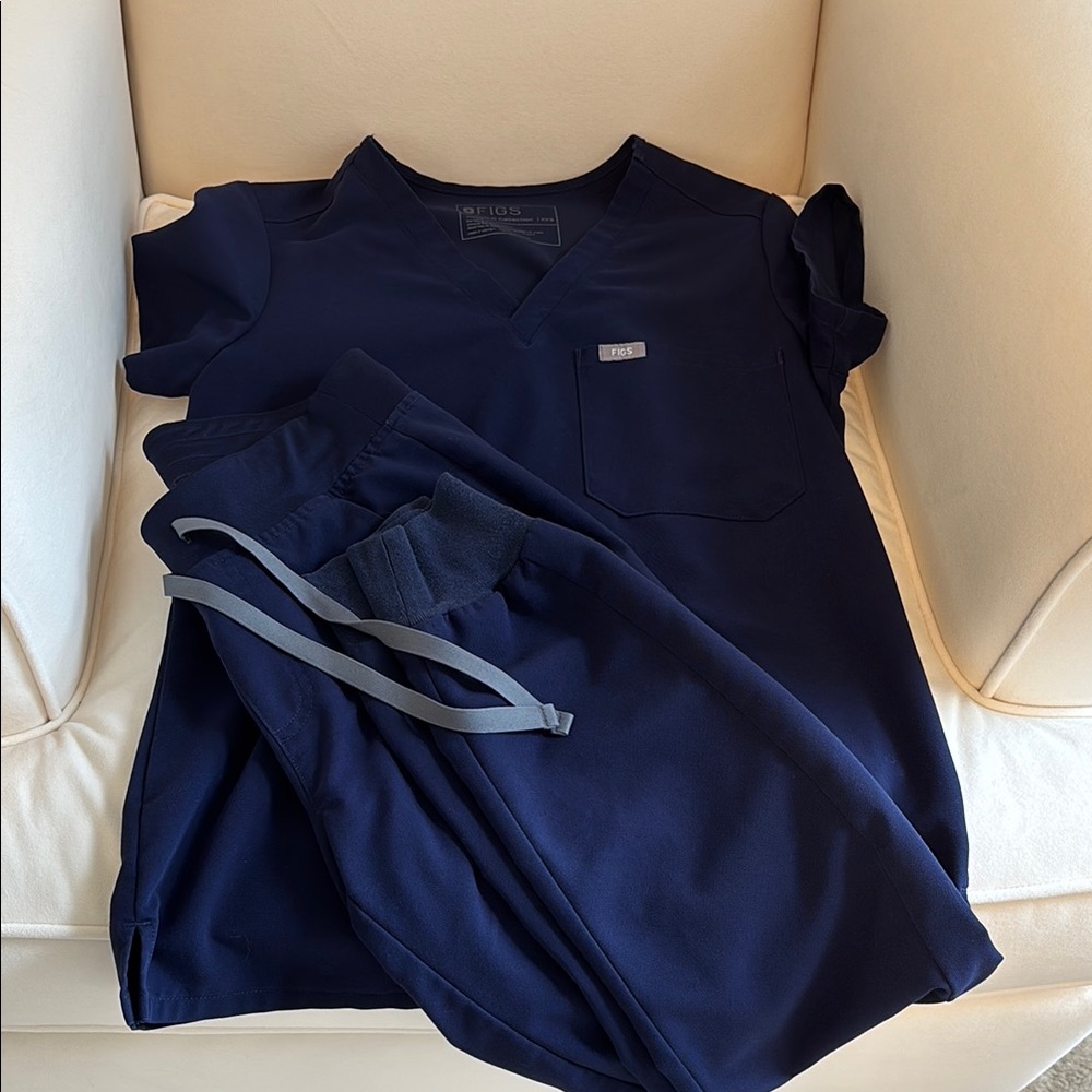Figs Navy Blue Scrub Set